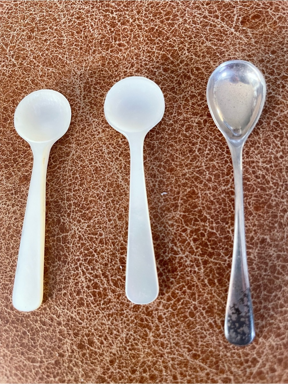 Antique vintage x3 Salt Spoons Hand Carved Mother of Pearl & Sterling Silver